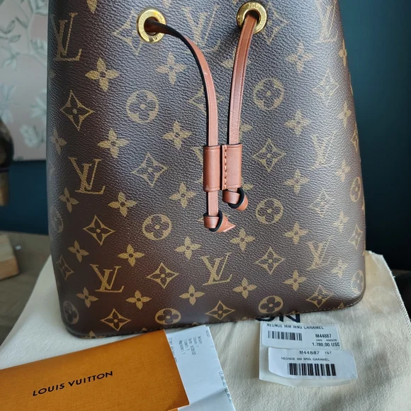 Louis Vuitton Brown Monogram Drawstring Bucket Bag - Picture 1 of 10
